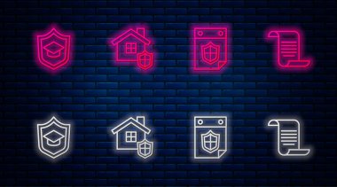 House 'u kalkan, takvim, mezuniyet şapkası ve belge ile ayarla. Tuğla duvarda parlayan neon simgesi. Vektör