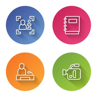 Set hattı televizyon raporu, not defteri ve sinema kamerası. Renkli daire düğmesi. Vektör