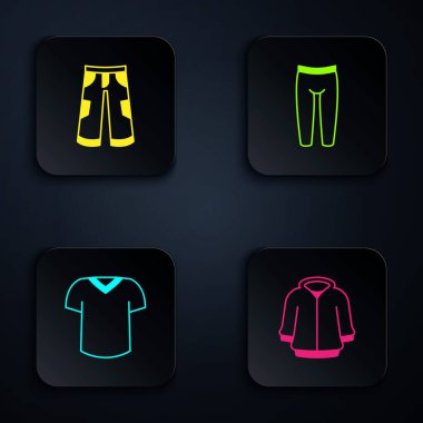 Kapüşonlu, pantolonlu, tişörtlü ve taytlı. Siyah kare düğme. Vektör