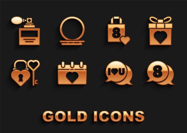 Takvimi 8 Mart, hediye kutusu ve kalple ayarla, konuşma balonunda, seni seviyorum konuşmasında, Castle anahtar şekli, alışveriş torbası, parfüm ve makyaj tozu aynası ikonu. Vektör