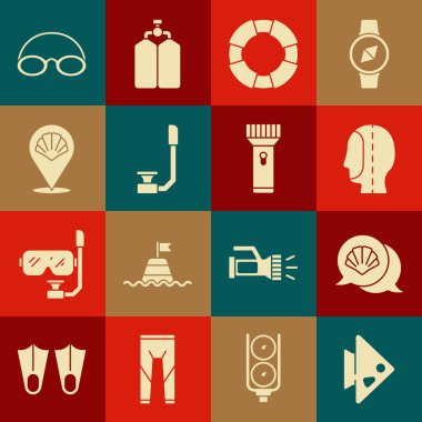 Fish, Scallop deniz kabuğu, Dalış kabuğu, Lifebuoy, Şnorkel, Gözlük ve şapka ve Fener ikonu. Vektör