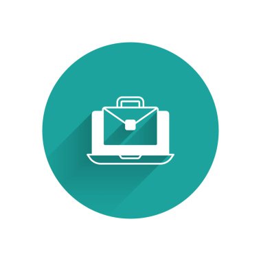 Beyaz Çevrimiçi çalışma simgesi uzun gölgeli. Evinde dizüstü bilgisayarla çalışan serbest çalışan bir adam. Uzaktan kumanda. Mesafeli iş kavramı. Yeşil daire düğmesi. Vektör.