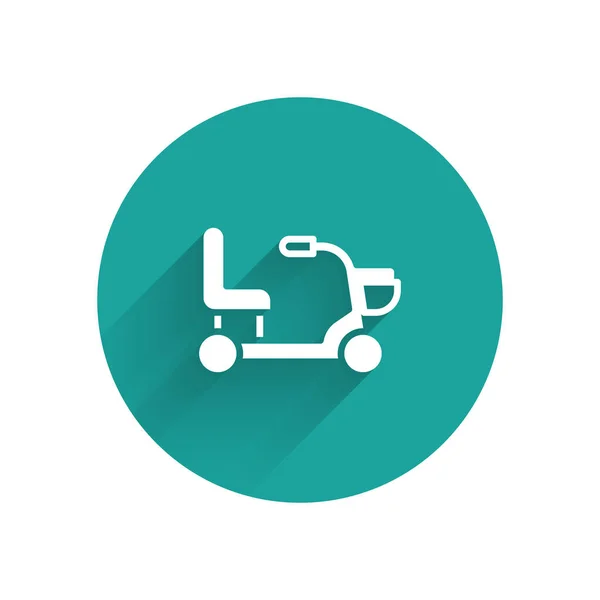 障害者のための白い電気車椅子は長い影で隔離されたアイコン 電動スクーターのアイコン 緑色の丸ボタン ベクトル — ストックベクタ