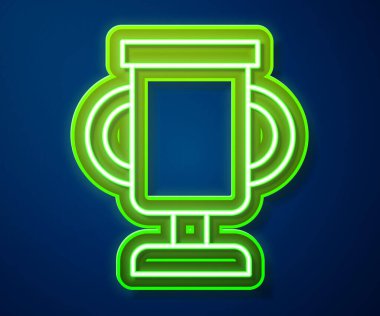 Mavi arka planda izole edilmiş bisiklet ikonu olan parlak neon çizgili ödül kupası. Galibiyet ödülü sembolü. Şampiyonluk ya da yarışma kupası. Spor başarısı. Vektör.