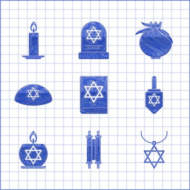 Yahudi torah kitabı, Tevrat tomarı, Davut 'un Yıldızı kolyesi, Hanukkah dreidel, yıldız David, Kippah, Nar ve ikon ile yanan mum şamdanı. Vektör