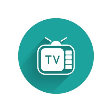 Beyaz Retro TV ikonu uzun gölgeli izole edilmiş. Televizyon tabelası. Yeşil daire düğmesi. Vektör