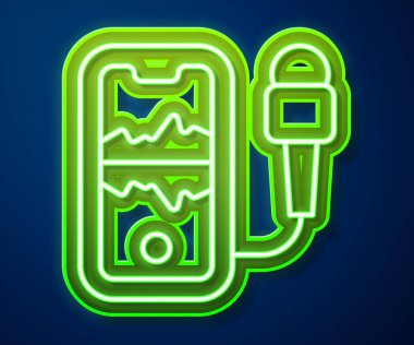Parlayan neon hattı mobil kayıt simgesi mavi arkaplanda izole edildi. Mikrofonlu cep telefonu. Ses kaydedici uygulama akıllı telefon arayüzü. Vektör
