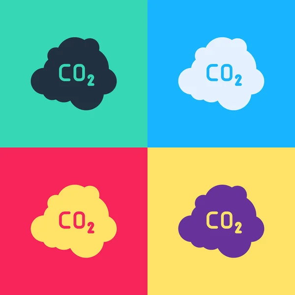 Pop art CO2 emissions in cloud icon isolated on color background. Carbon dioxide formula, smog pollution concept, environment concept. Vector — Stock Vector