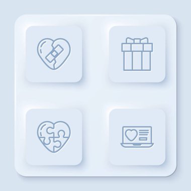 Set line Healed broken heart, Gift box, Heart and Dating app online. White square button. Vector