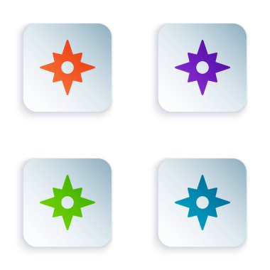 Renkli Rüzgar gül simgesi beyaz arkaplanda izole edildi. Seyahat için pusula simgesi. Navigasyon tasarımı. Kare düğmelere renkli simgeleri yerleştir. Vektör.