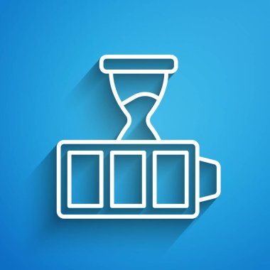 Beyaz çizgi Batarya şarj seviyesi gösterge simgesi mavi arkaplanda izole edildi. Uzun gölge. Vektör.