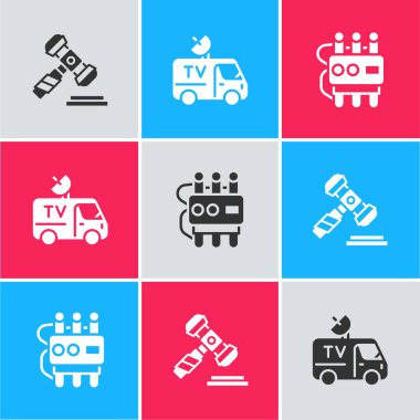 Yargıç Tokmak 'ı, TV Haber arabasını, Dynamite' ı ve saat simgesini ayarla. Vektör.