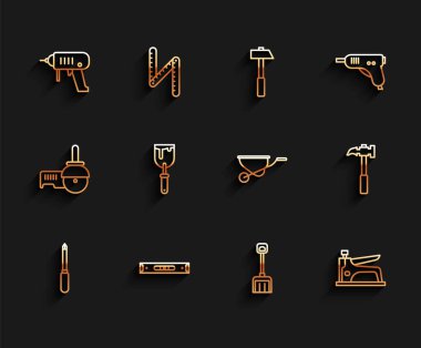 Tornavida inşaat balonu seviyesinde elektrikli matkap, kar küreği zımba macunu, pençe çekici ve el arabası ikonu yerleştirin. Vektör.