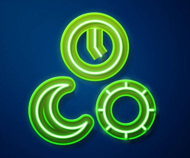 Gece gündüz parlayan neon çizgisinde zaman simgesi mavi arka planda izole edilmiş. Vektör.