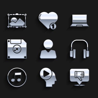 Arkadaşa Ekle, Oynat düğmesi olan baş insanlar, konuşma balonu, kulaklık, müzik notası, ton, bilgisayar veri depolama için disket, Laptop ve Resim manzara simgesi. Vektör