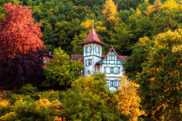 Historisk Half Timbered House i Bayern, Tyskland - Stock-foto