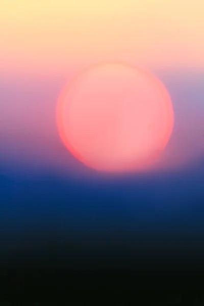 Incroyable coucher de soleil pittoresque rouge — Photo