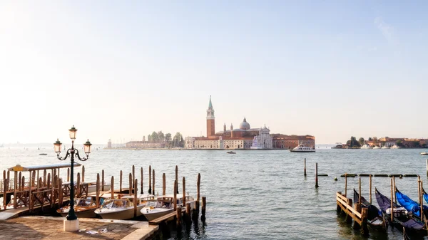 Laguna v Benátkách s výhledem na san giorgio — Stock fotografie