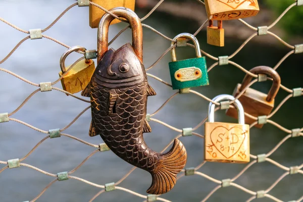 Liebesschlösser — Stockfoto