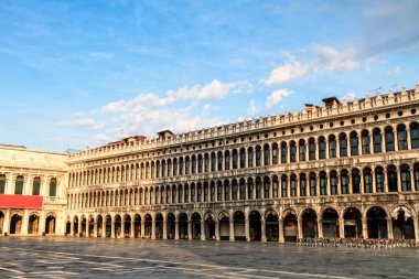 dünyanın en güzel kare piazza san marco