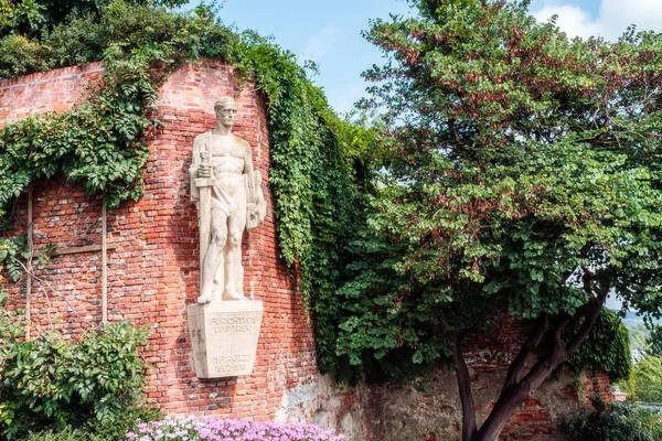 Graz kahramanlar Anıtı