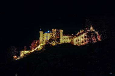 Geceleri fuessen, Almanya'da hohenschwangau