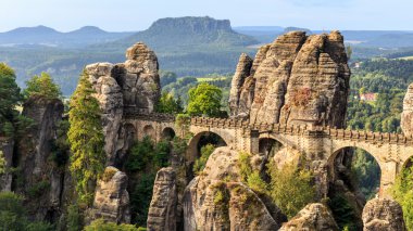 saxonia dresden yakınlarında Bridge'de Kalesi