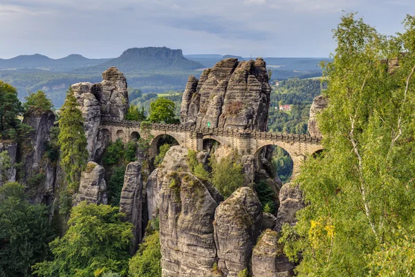 ドレスデン近郊の saxonia の要塞橋 — ストック写真