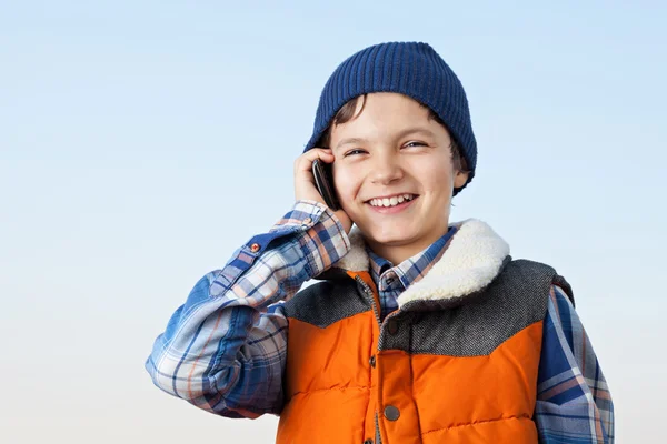 Sourire adolescent garçon — Photo