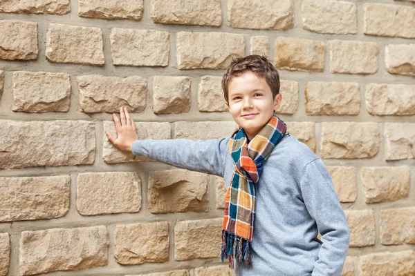 Encantador adolescente menino — Fotografia de Stock