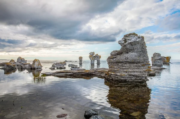 岩石形成在哥特兰岛 — 图库照片