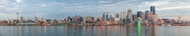 akşam Seattle manzarası
