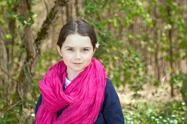 Young girl in a forest — Stock Photo, Image