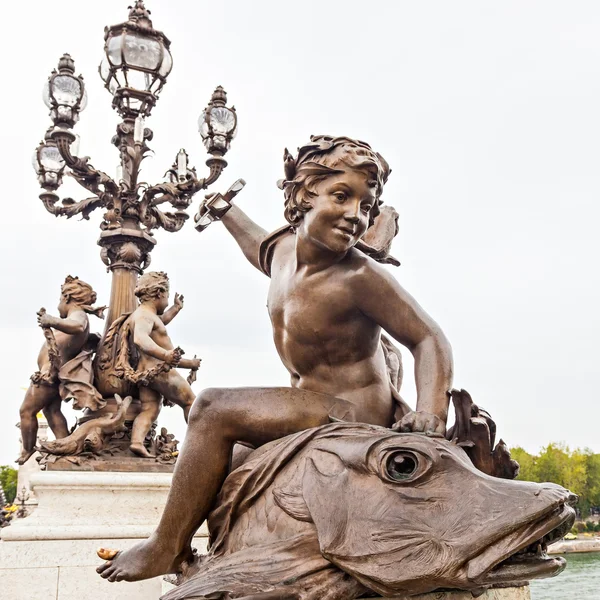 Statue on Pont Alexandre III — Stock Photo, Image