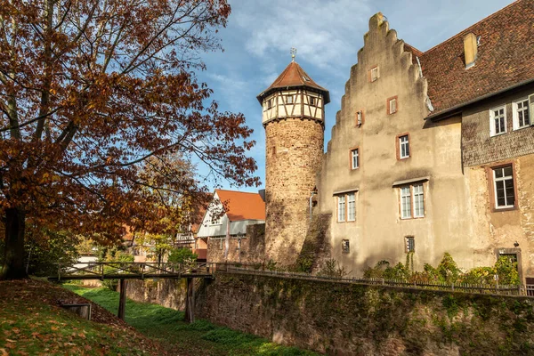 Diebsturm Een Brug Oude Lege Gracht Michelstadt Een Zonnige Herfstdag — Stockfoto