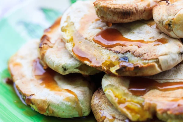 üzerinde muz yemek yeşil