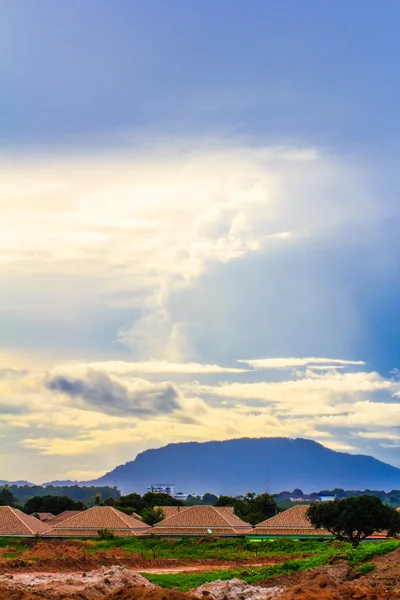 dağ gökyüzü sabah ile
