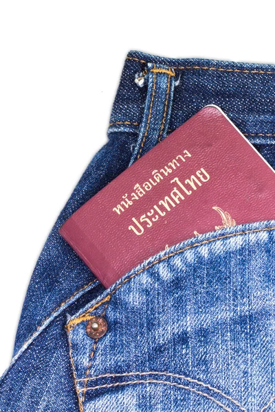 Passaporto nella tasca dei pantaloni — Foto Stock