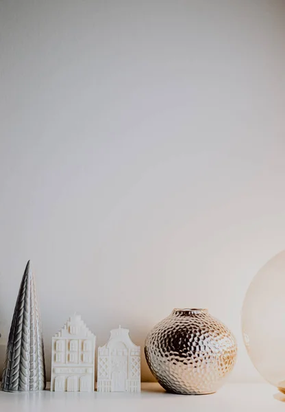 White Candle Dutch Houses Ceramic Christmas Tree Glass Light Lamp — 图库照片