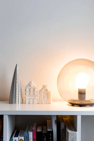 White Candle Dutch Houses Ceramic Christmas Tree Glass Light Lamp — 图库照片