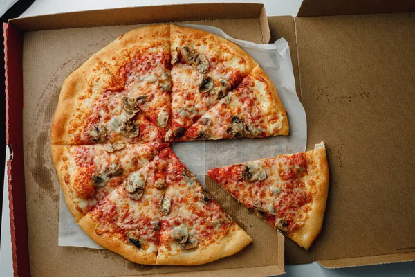 Pizza Champignons Mushrooms Pepper Cheese Pizza Box View Copy Space — Stockfoto