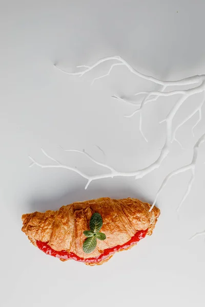 Delicious Fresh Croissant White Light Grey Background Croissant Strawberry Lemongrass — Zdjęcie stockowe