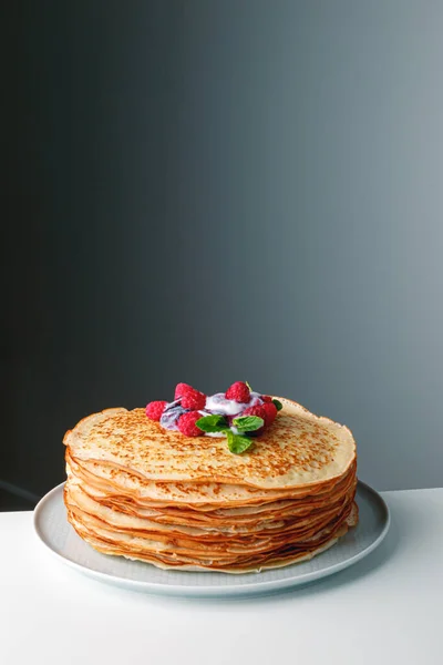 Close Delicious Pancakes Fresh Mango Raspberries Yogurt Mint Honey Light — Stok Foto