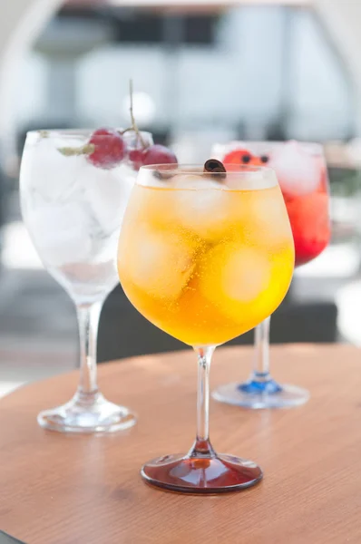 Trois cocktails de fruits — Photo