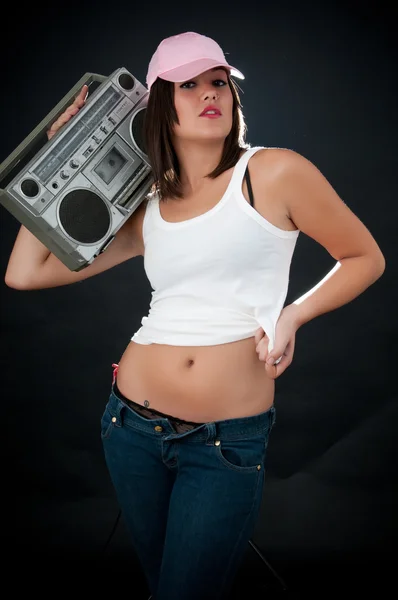 Mulher com retro Boom Box — Fotografia de Stock