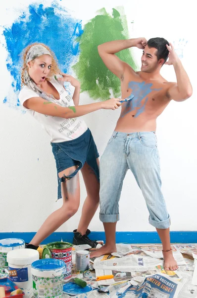 Couple painting at home — Stock Photo, Image