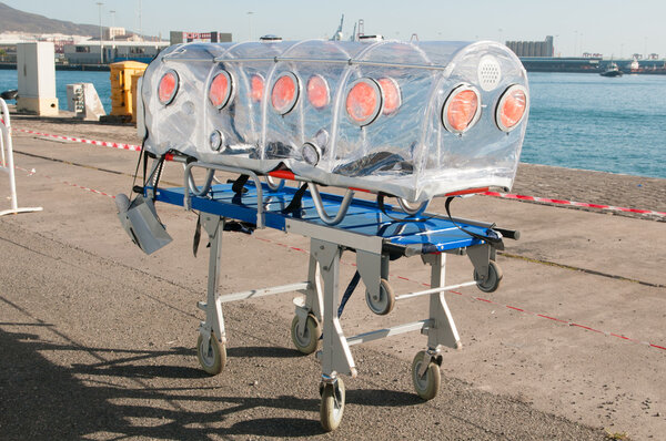 Медицинское оборудование для эболы или вирусной пандемии
