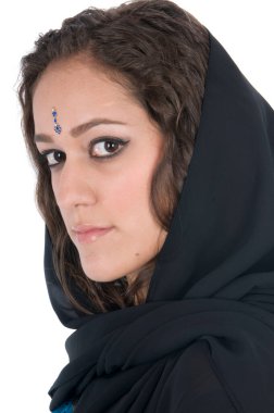 Festivaller ve dini eylemler için geleneksel giysili Hintli kadın