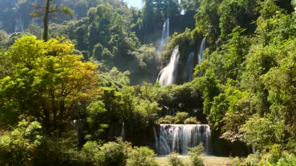 Beautiful Waterfall Green Tropical Forest Mountain Jungle Limestone Waterfalls Cascades — Stock Video