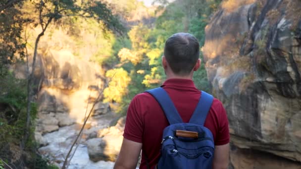 Male Tourist Backpack Travels Natural Park Foot Sunset Young Man — Videoclip de stoc